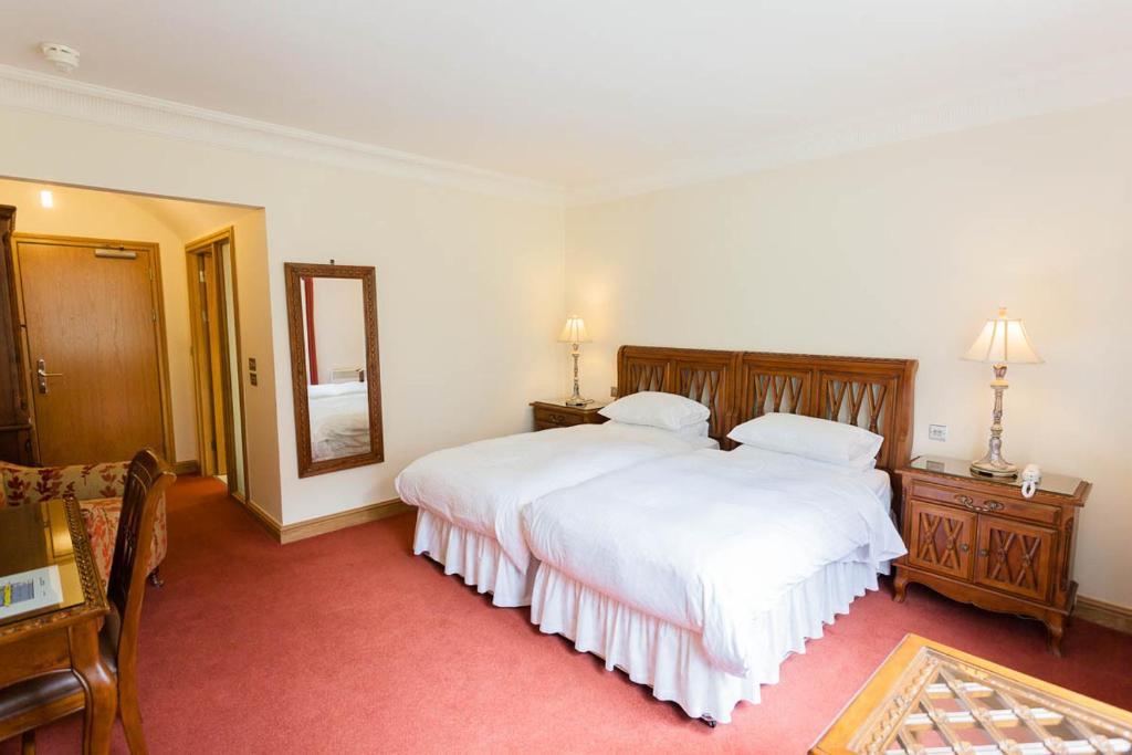 Woodland House Hotel Дамфрис Номер фото