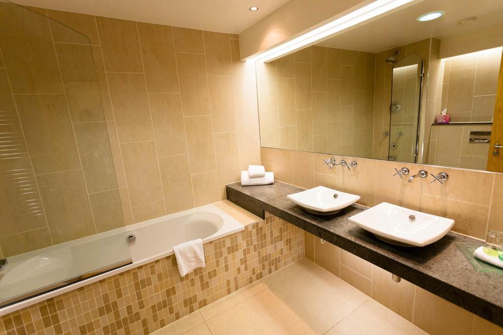Woodland House Hotel Дамфрис Номер фото